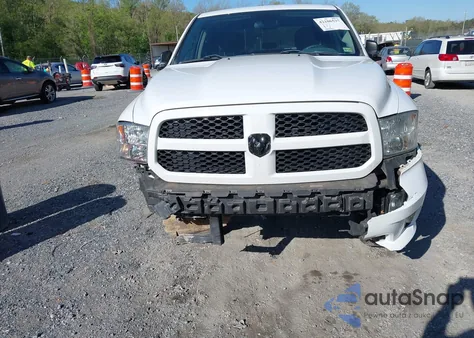 2015 Ram 1500 Express z USA, uszkodzony, nr VIN 1C6RR7KT4FS619797
